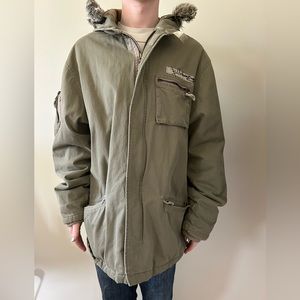 Billabong green heavy winter jacket, full zip and Velcro